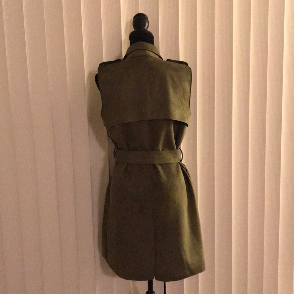 Suede like bebe olive green vest, shaket or dress size medium - Picture 4 of 5